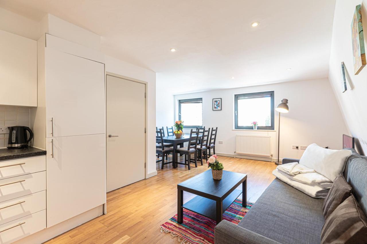 Regents Canal Apartments ลอนดอน ภายนอก รูปภาพ