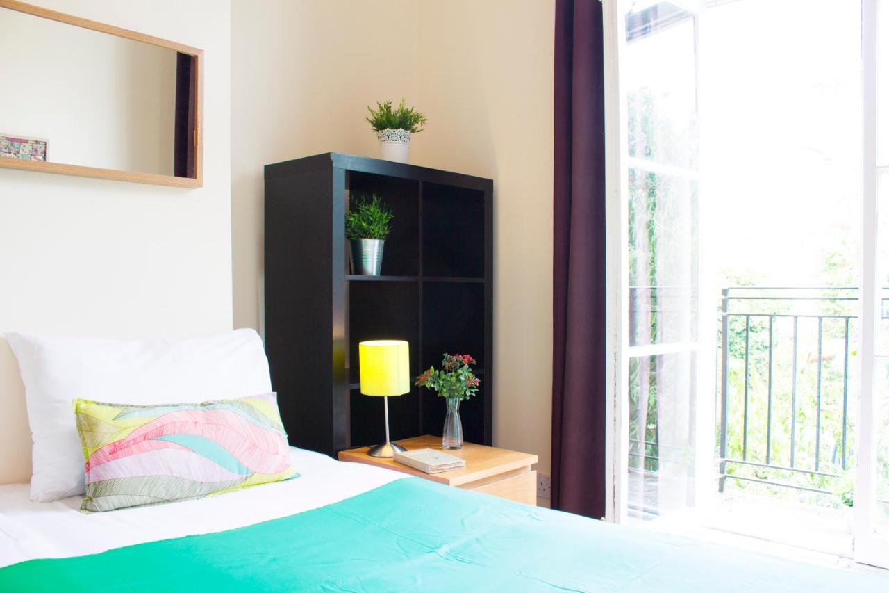 Regents Canal Apartments ลอนดอน ภายนอก รูปภาพ