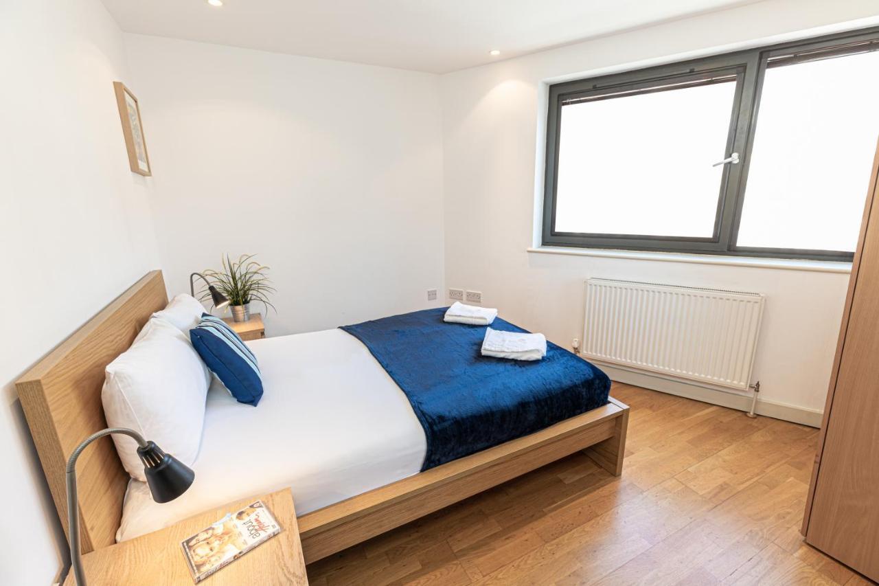 Regents Canal Apartments ลอนดอน ภายนอก รูปภาพ