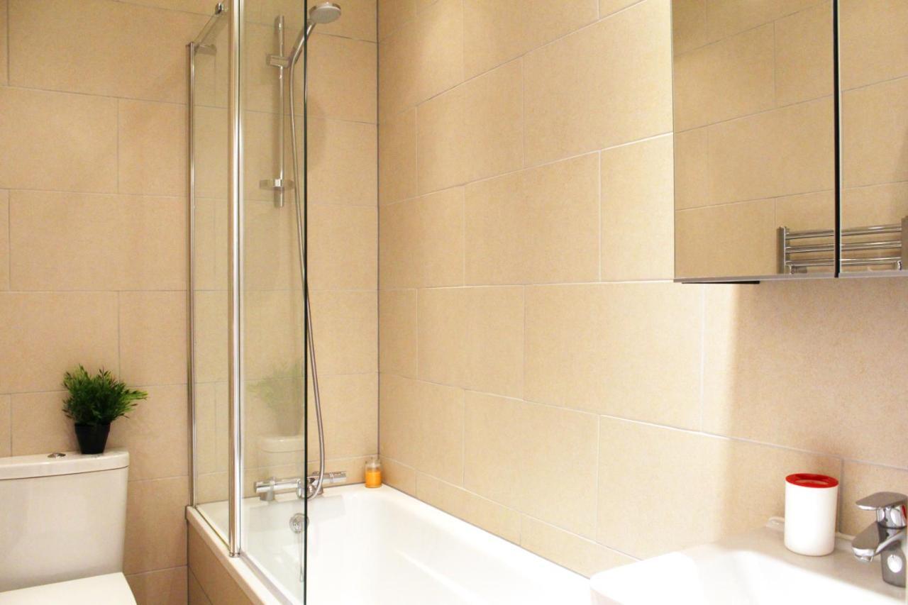 Regents Canal Apartments ลอนดอน ภายนอก รูปภาพ